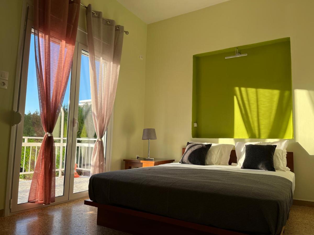 Athens Riviera: 2 Bed / 3' Walk From The Beach Agia Marina  Exterior photo